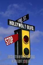 Watch Hollywood and Vine zumvo